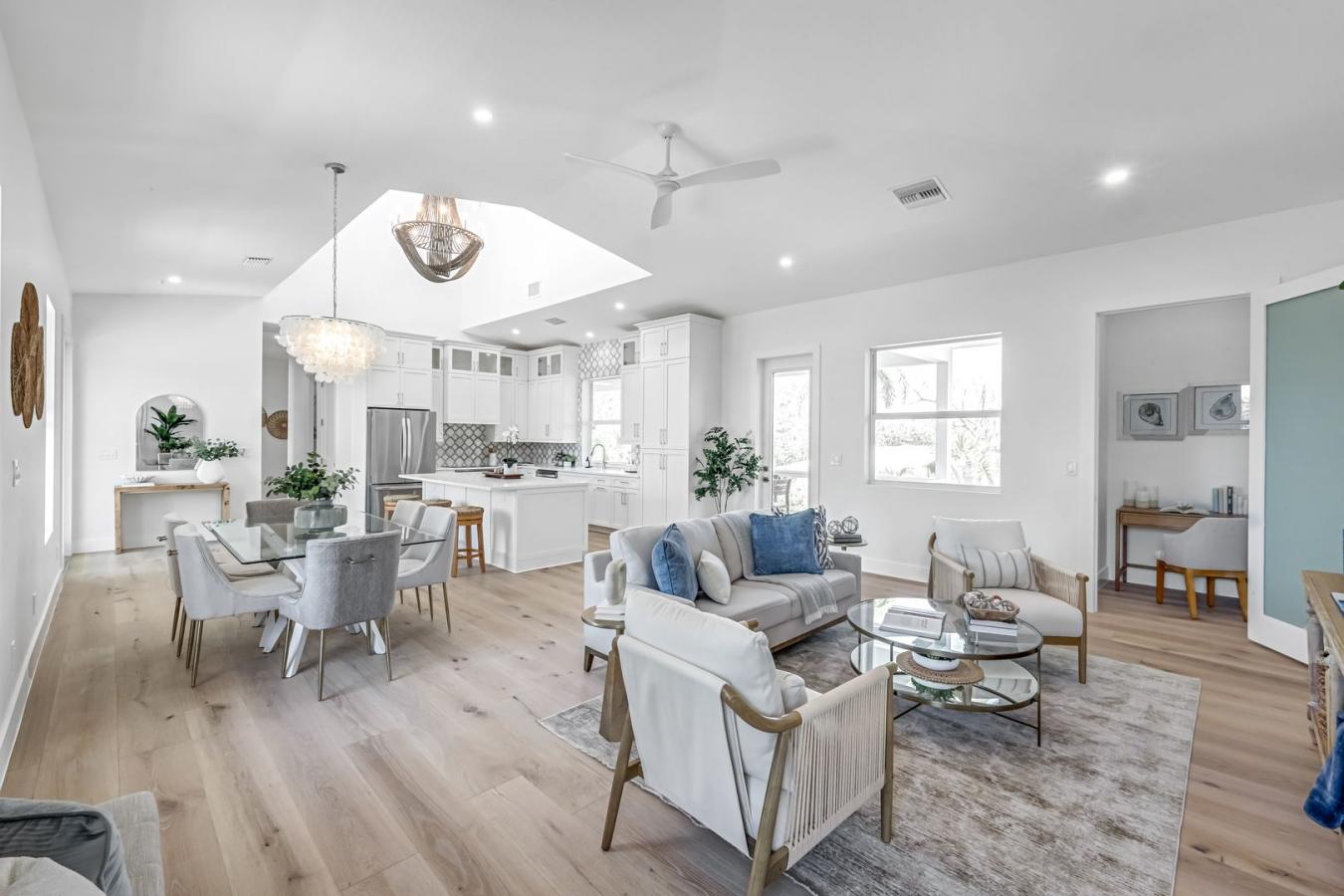 Sanibel, Lee, 33957, United States, 3 Bedrooms Bedrooms, ,2 BathroomsBathrooms,Residential,For Sale,1824293