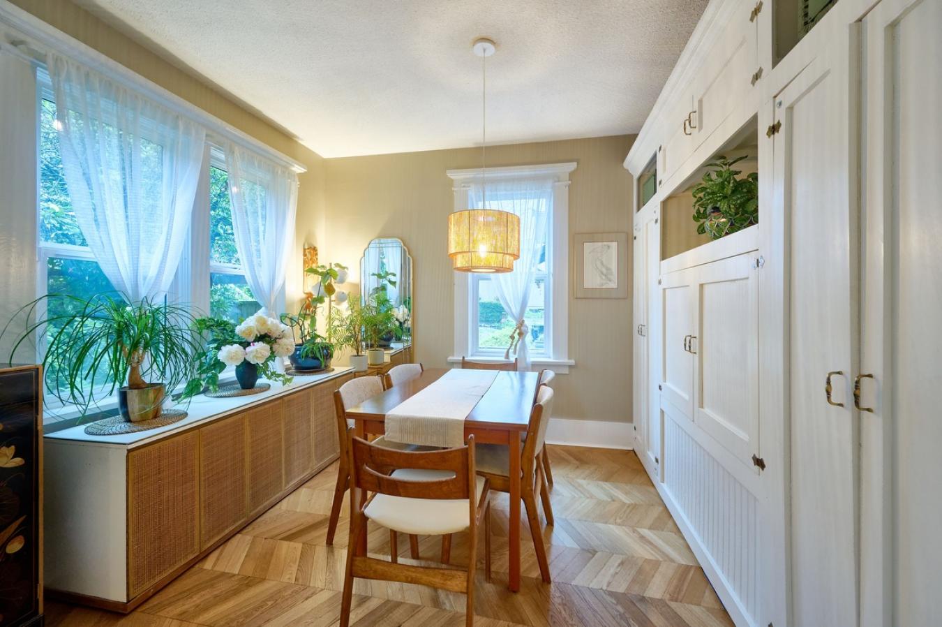 North Vancouver, BC, Canada, 3 Bedrooms Bedrooms, ,3 BathroomsBathrooms,Residential,For Sale,1829783