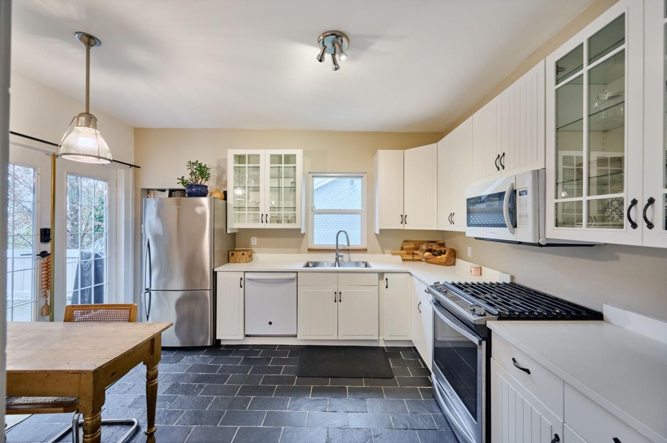 North Vancouver, BC, Canada, 3 Bedrooms Bedrooms, ,3 BathroomsBathrooms,Residential,For Sale,1829783