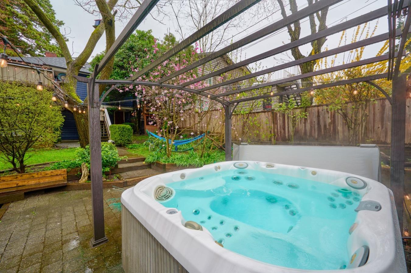 North Vancouver, BC, Canada, 3 Bedrooms Bedrooms, ,3 BathroomsBathrooms,Residential,For Sale,1829783