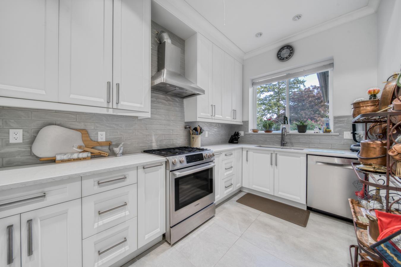 Surrey, BC, Canada, 5 Bedrooms Bedrooms, ,5 BathroomsBathrooms,Residential,For Sale,1829782