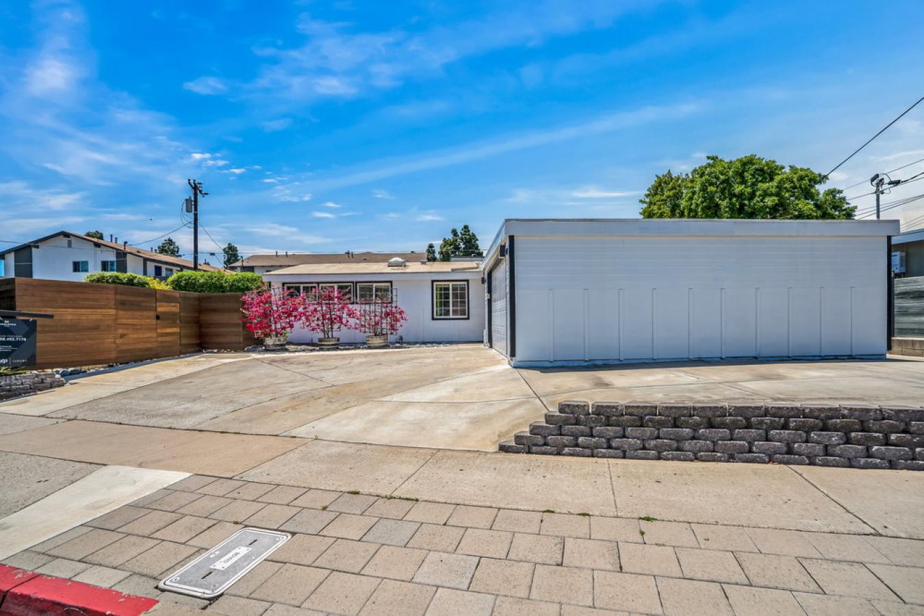 San Diego, California, 92123, United States, 4 Bedrooms Bedrooms, ,2 BathroomsBathrooms,Residential,For Sale,1829776