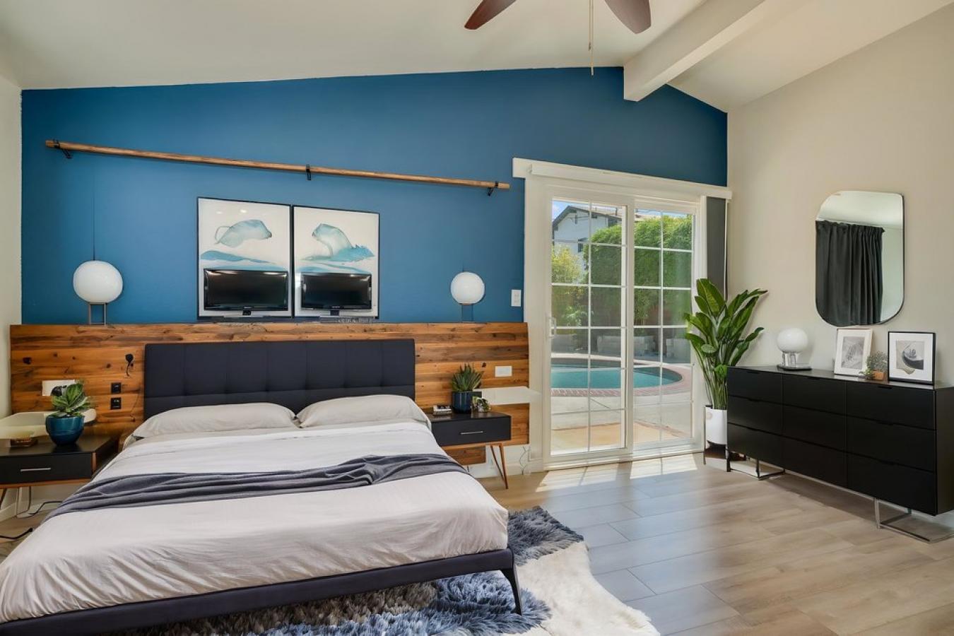 San Diego, California, 92123, United States, 4 Bedrooms Bedrooms, ,2 BathroomsBathrooms,Residential,For Sale,1829776