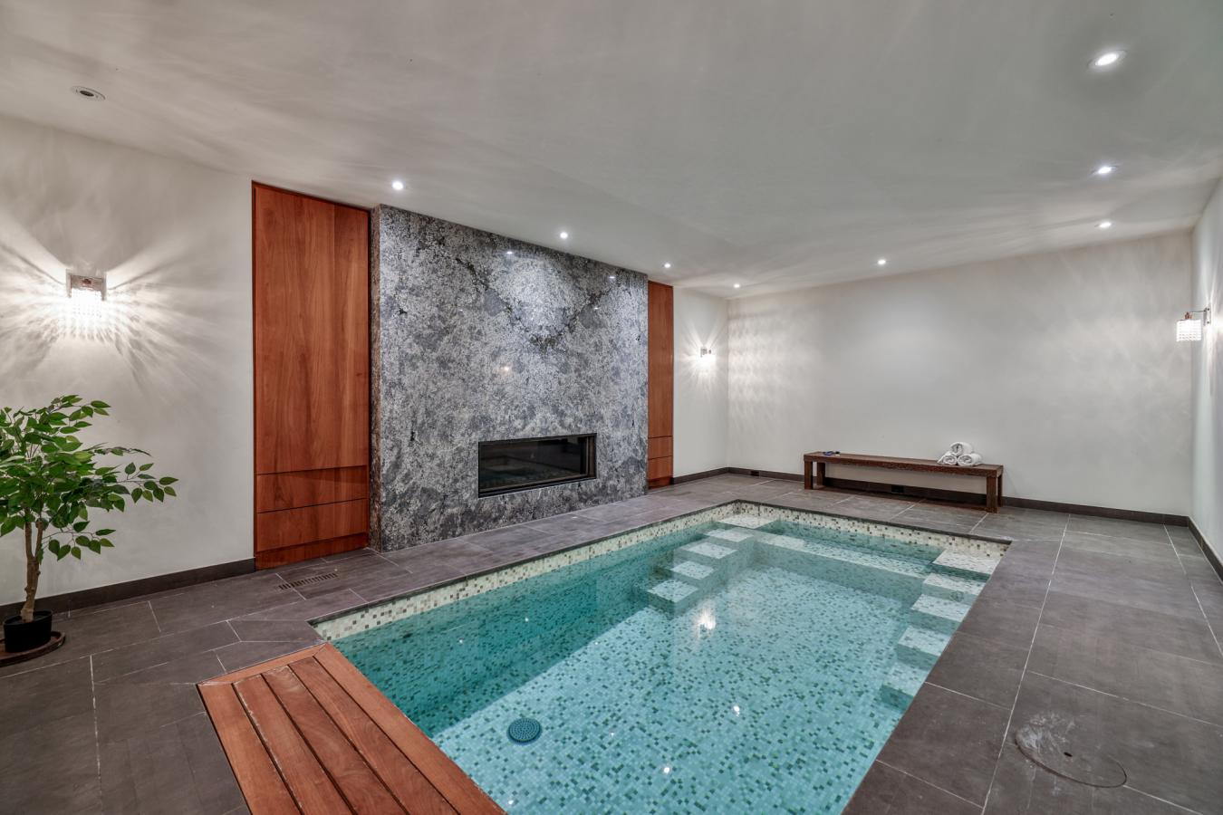 Toronto, ON, ON M4W 2A8, Canada, ,9 BathroomsBathrooms,Residential,For Sale,1824291