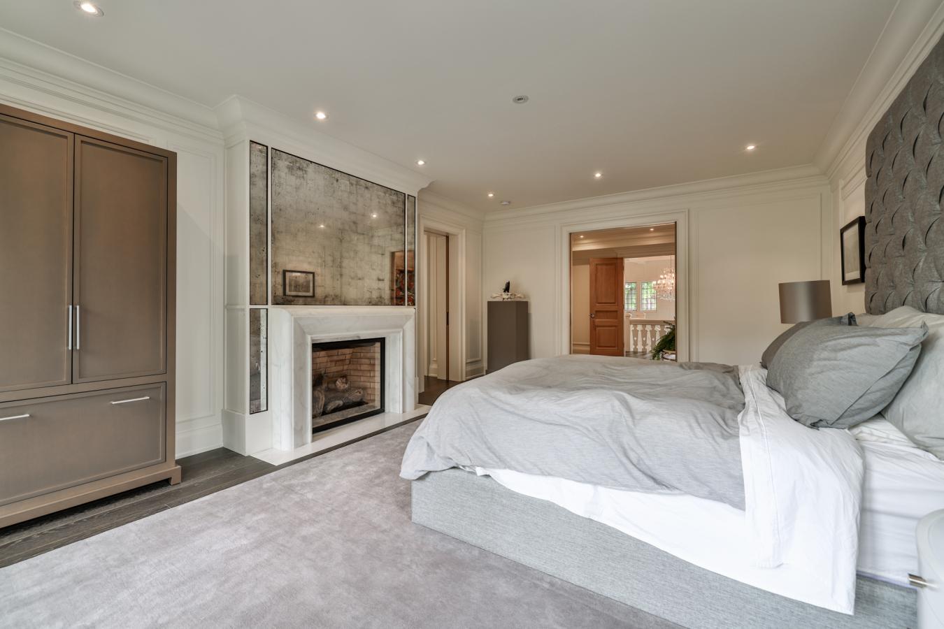 Toronto, ON, ON M4W 2A8, Canada, ,9 BathroomsBathrooms,Residential,For Sale,1824291