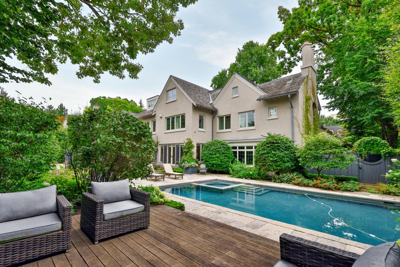 Toronto, ON, ON M4W 2A8, Canada, ,9 BathroomsBathrooms,Residential,For Sale,1824291