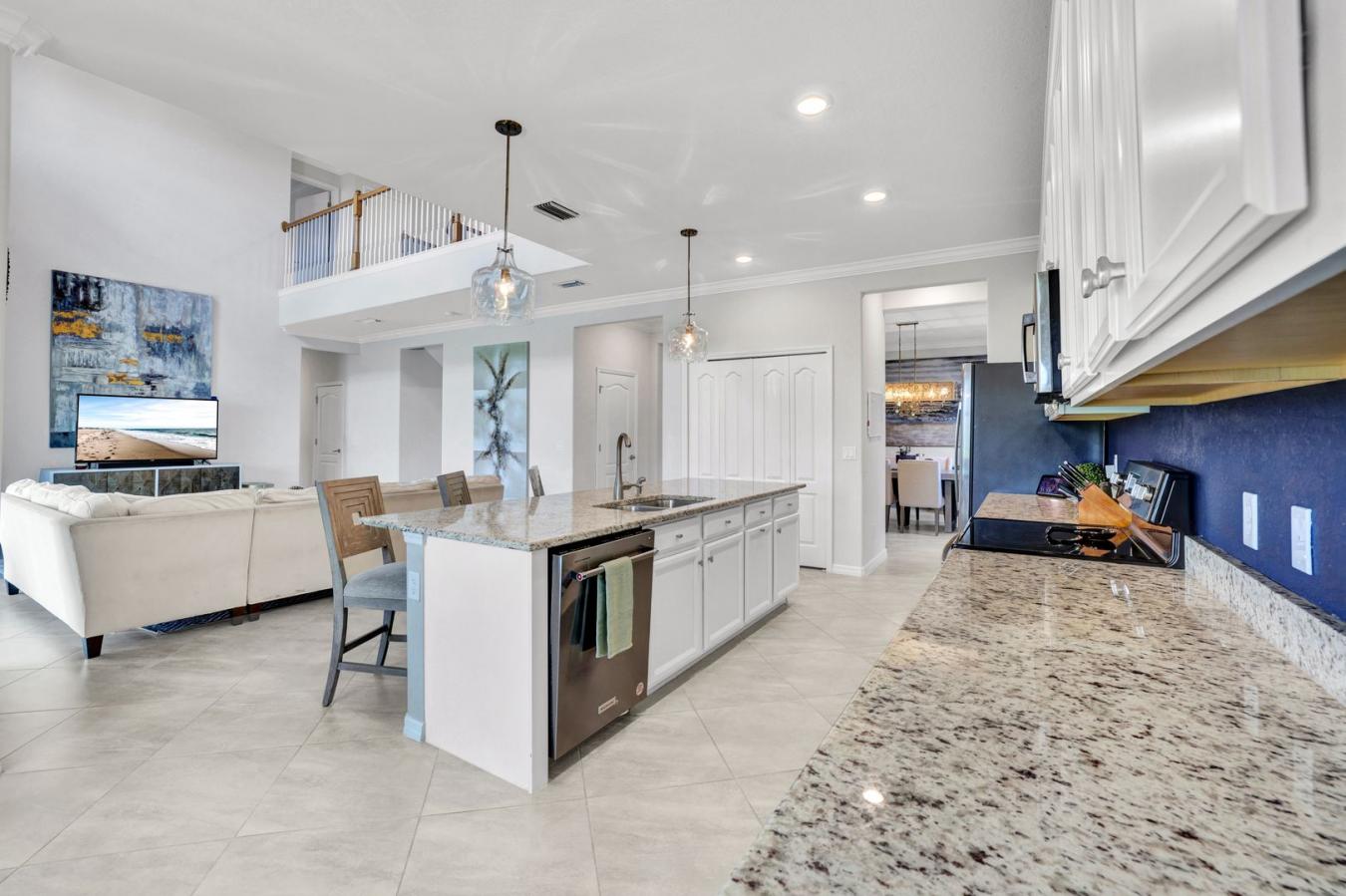 Naples, Florida, 34120, United States, 5 Bedrooms Bedrooms, ,4 BathroomsBathrooms,Residential,For Sale,1824290