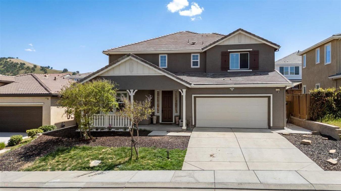 Patterson, California, 95363, United States, 5 Bedrooms Bedrooms, ,3 BathroomsBathrooms,Residential,For Sale,1831688