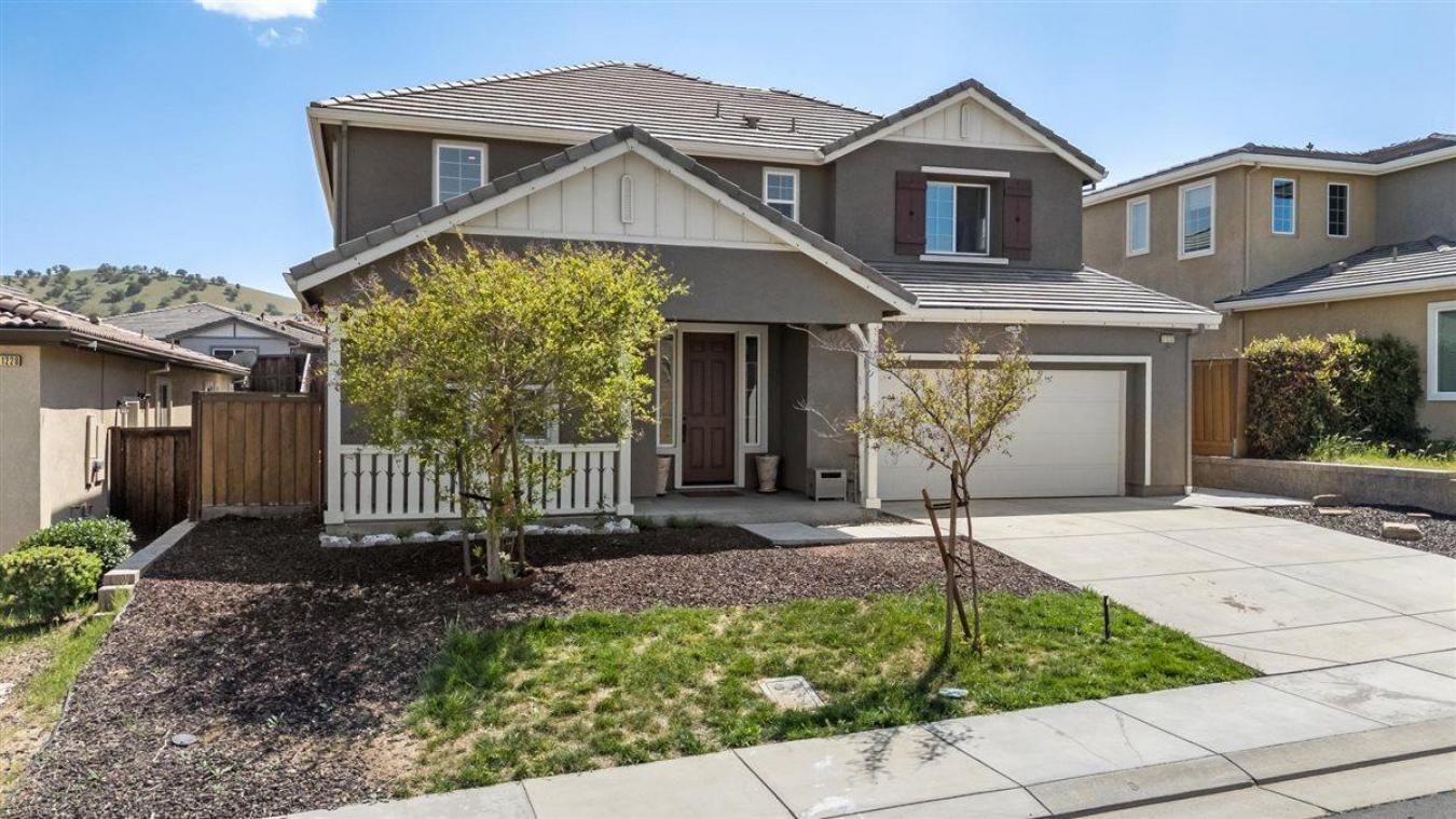 Patterson, California, 95363, United States, 5 Bedrooms Bedrooms, ,3 BathroomsBathrooms,Residential,For Sale,1831688
