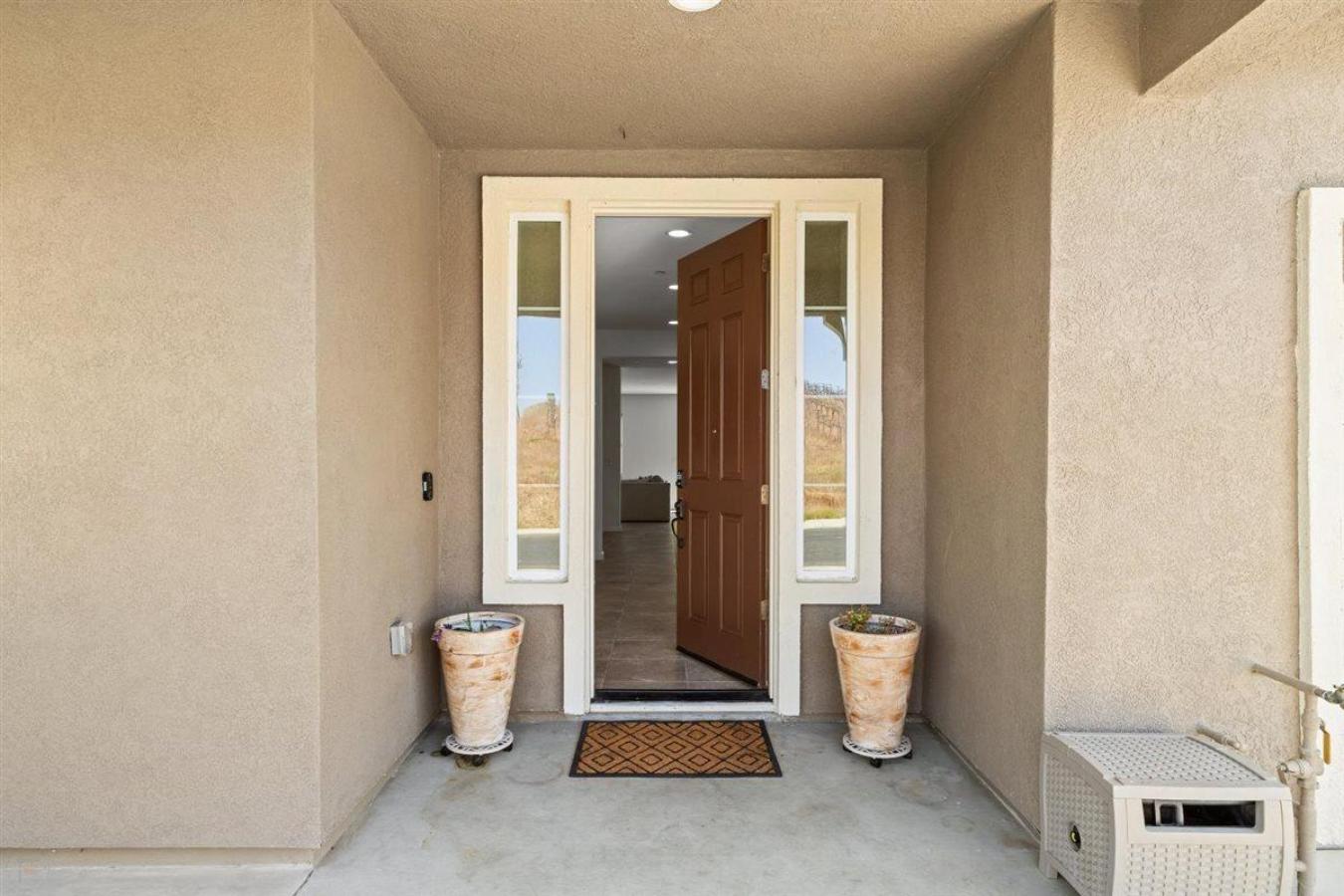 Patterson, California, 95363, United States, 5 Bedrooms Bedrooms, ,3 BathroomsBathrooms,Residential,For Sale,1831688