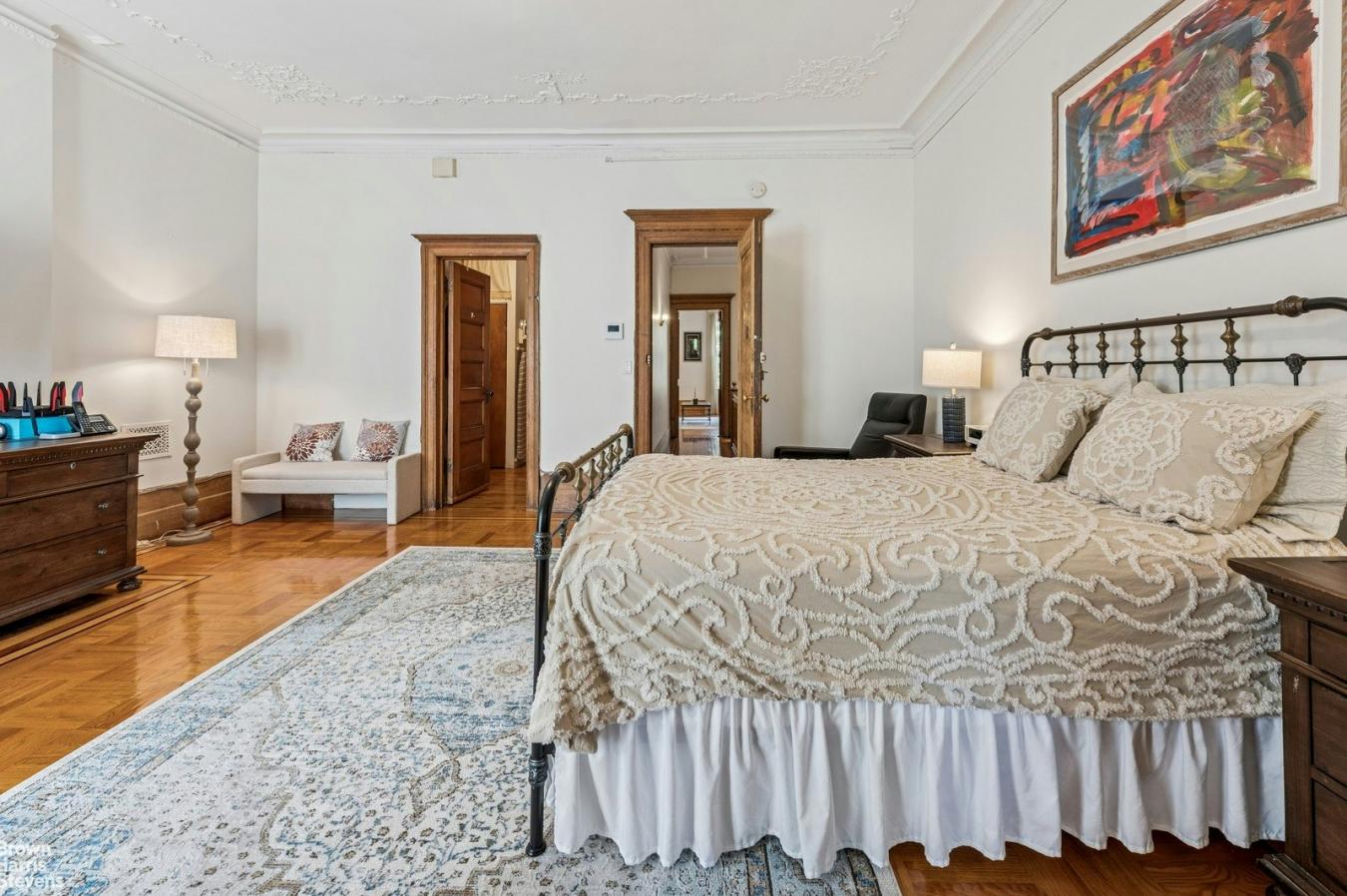 South Harlem, New York, 10026, United States, 5 Bedrooms Bedrooms, ,5 BathroomsBathrooms,Residential,For Sale,1828790