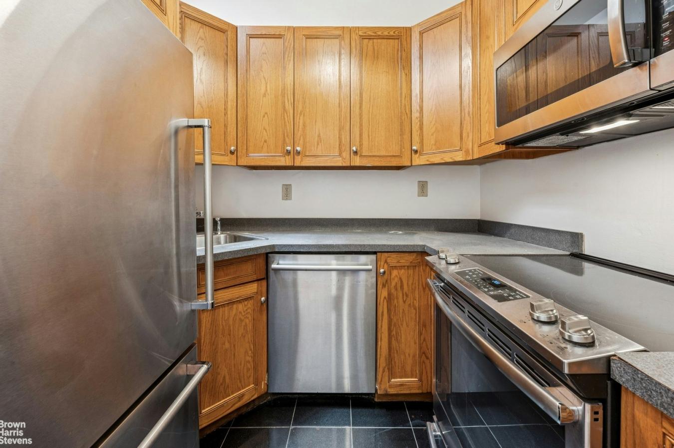 South Harlem, New York, 10026, United States, 5 Bedrooms Bedrooms, ,5 BathroomsBathrooms,Residential,For Sale,1828790