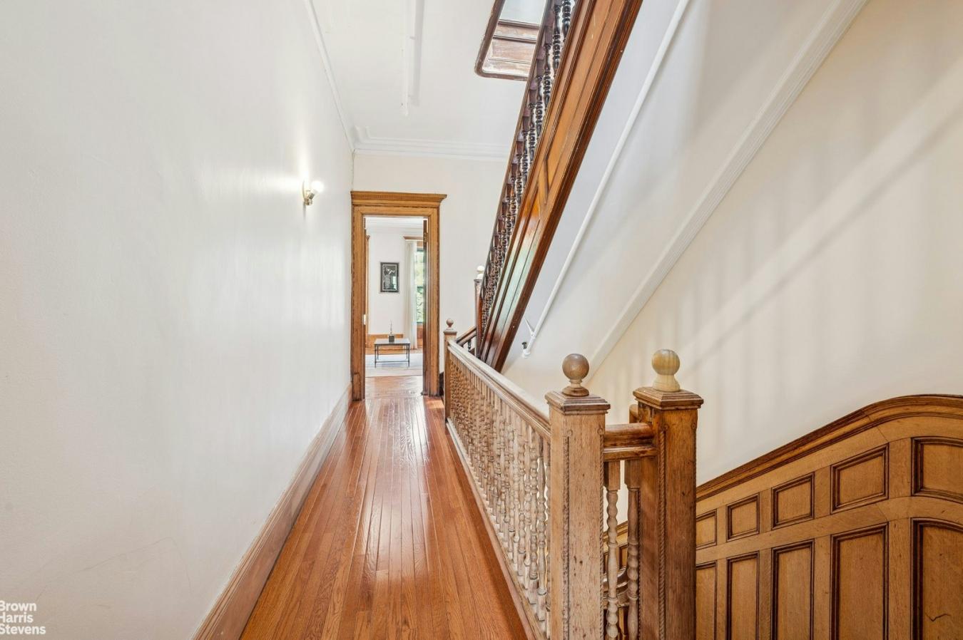South Harlem, New York, 10026, United States, 5 Bedrooms Bedrooms, ,5 BathroomsBathrooms,Residential,For Sale,1828790