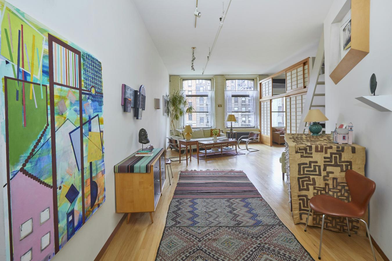 Chelsea, New York, 10011, United States, 3 Bedrooms Bedrooms, ,2 BathroomsBathrooms,Residential,For Sale,1828787