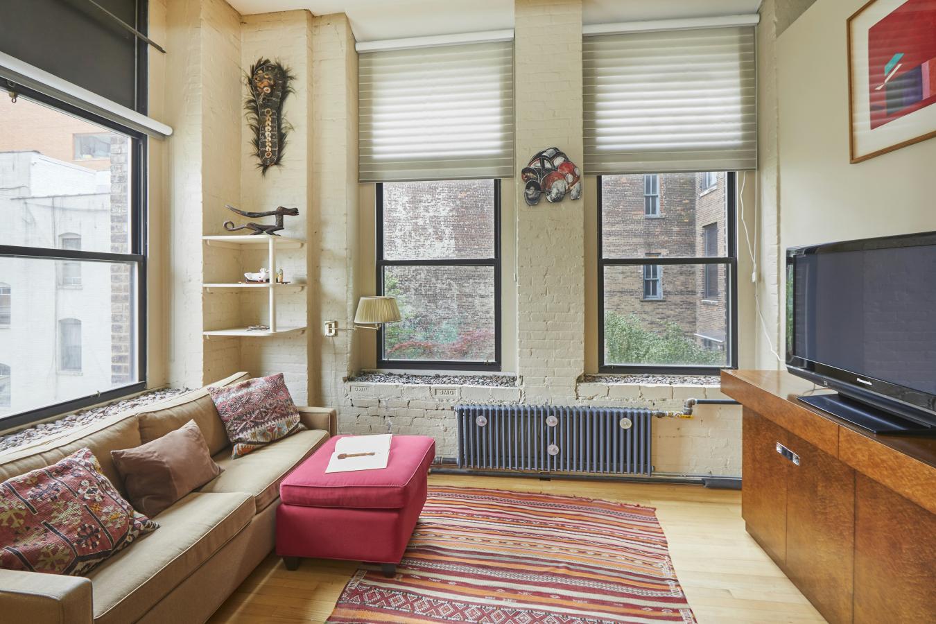 Chelsea, New York, 10011, United States, 3 Bedrooms Bedrooms, ,2 BathroomsBathrooms,Residential,For Sale,1828787