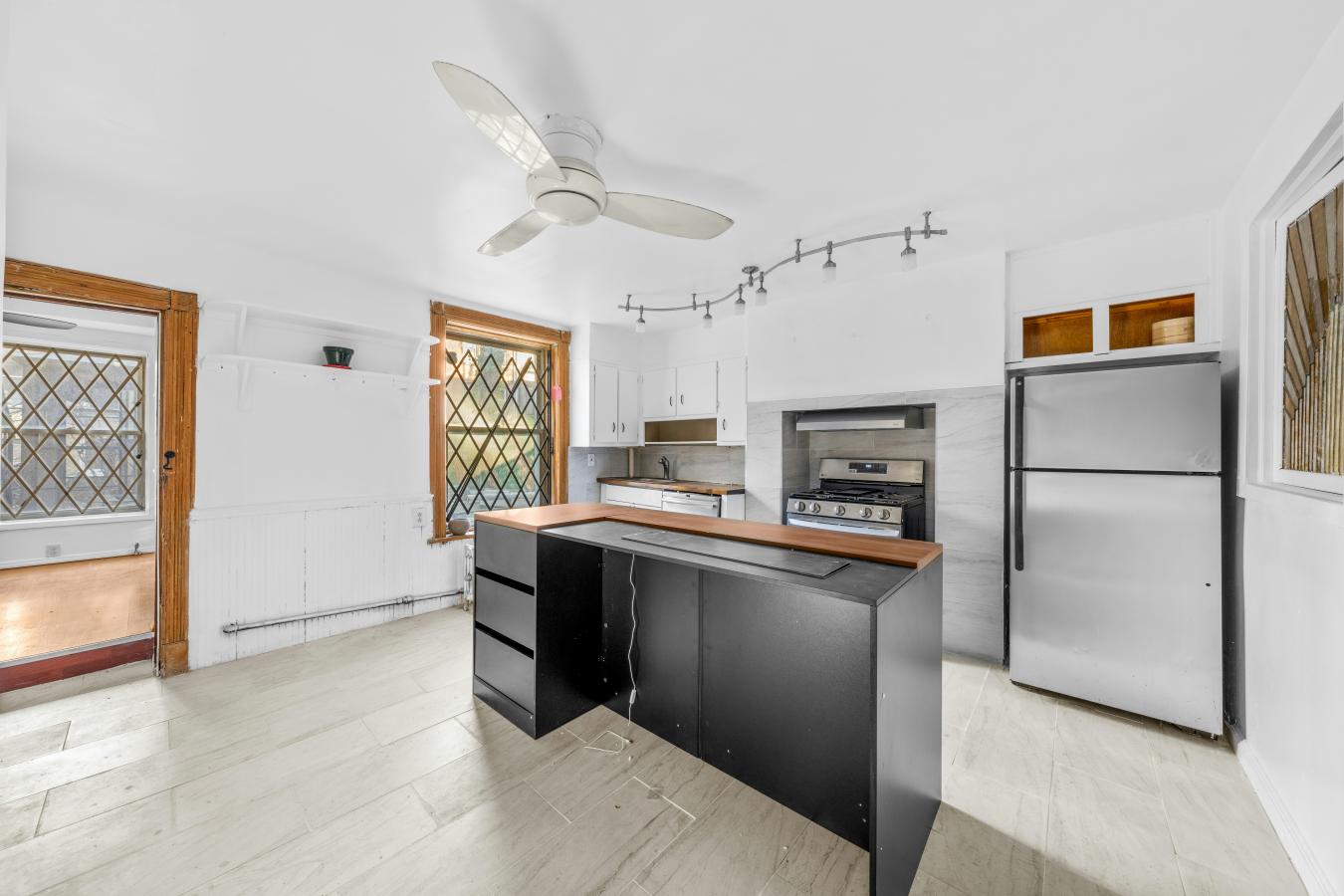 Stuyvesant Heights, New York, 11233, United States, 8 Bedrooms Bedrooms, ,5 BathroomsBathrooms,Residential,For Sale,1828784