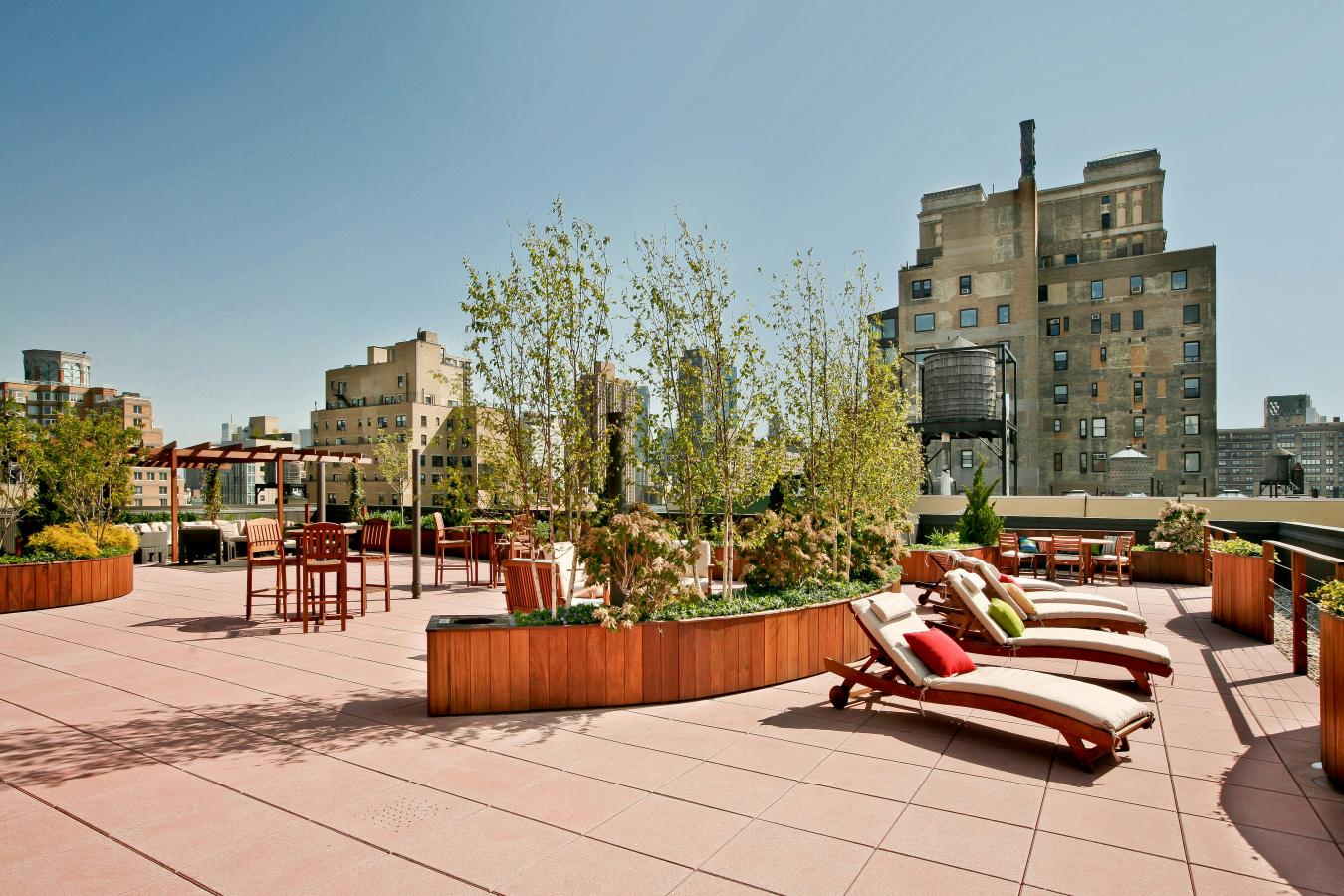 New York, New York, 10023, United States, 2 Bedrooms Bedrooms, ,1 BathroomBathrooms,Residential,For Sale,1828781
