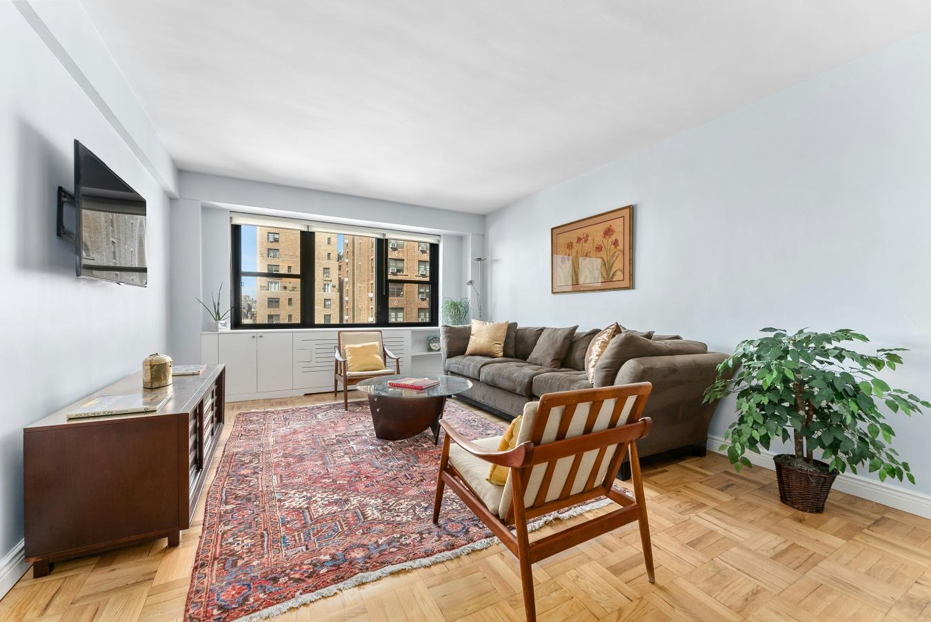 New York, New York, 10023, United States, 2 Bedrooms Bedrooms, ,1 BathroomBathrooms,Residential,For Sale,1828781