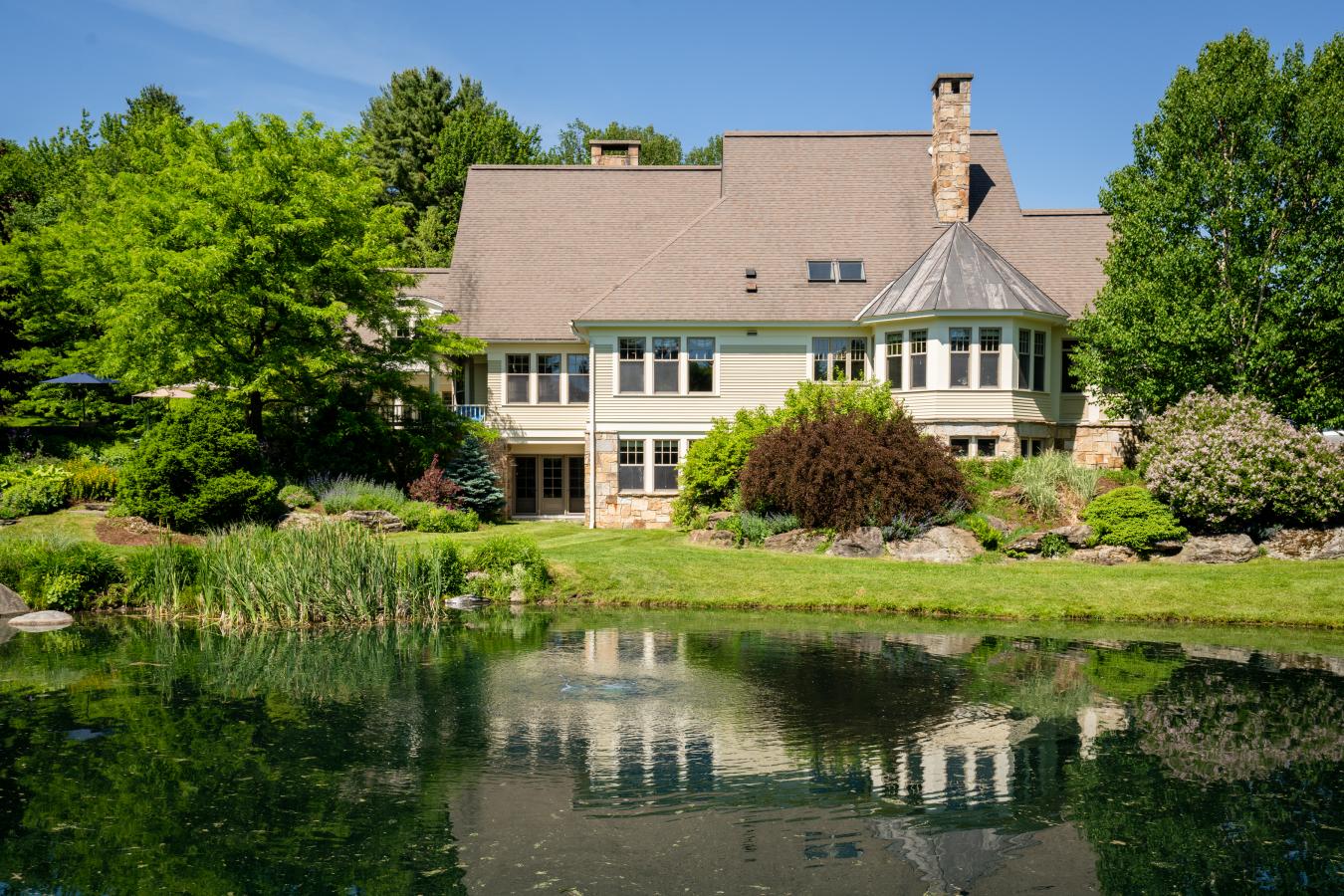 Stowe, Lamoille, 05672, United States, 8 Bedrooms Bedrooms, ,6 BathroomsBathrooms,Residential,For Sale,1824782