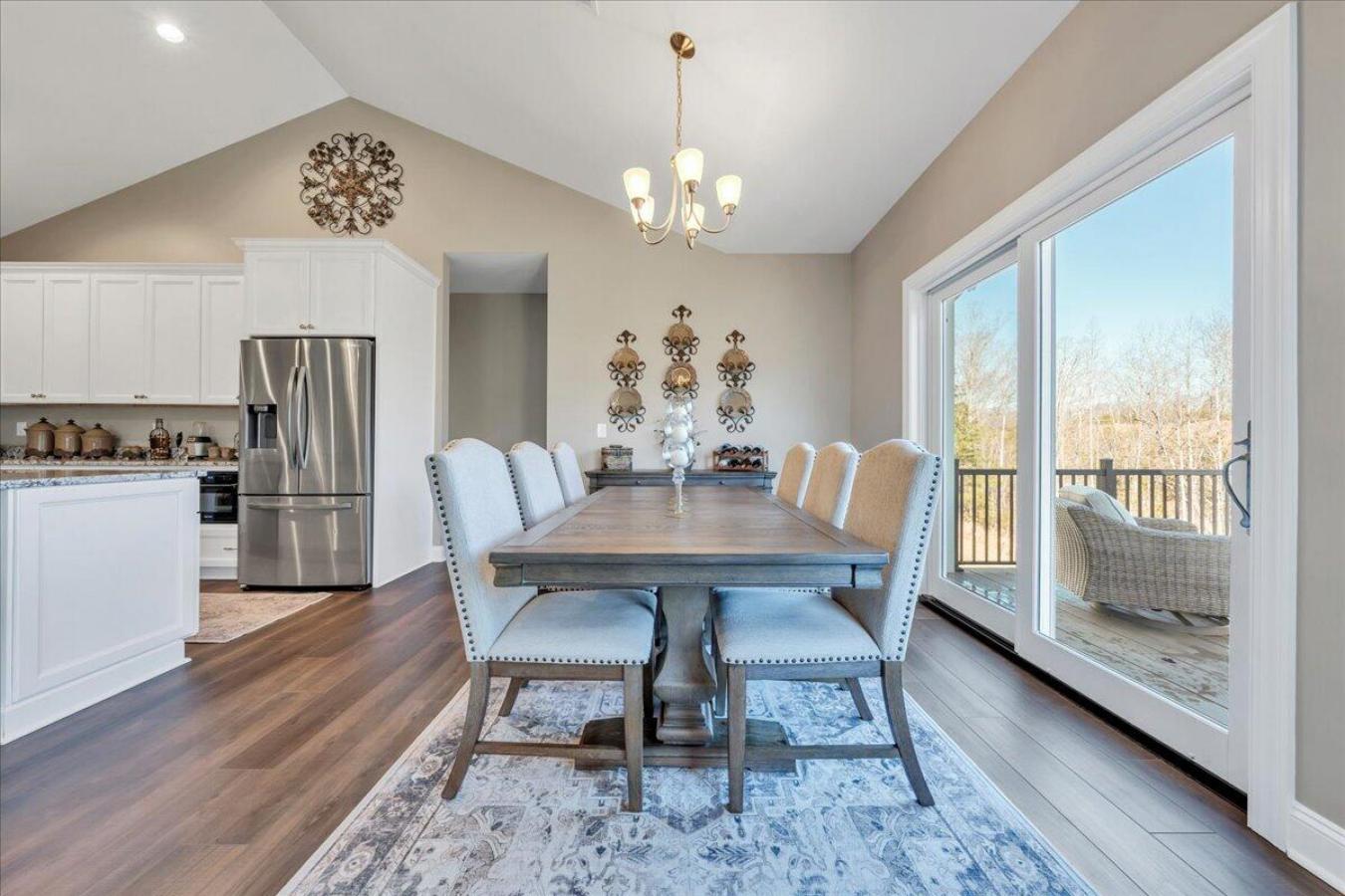 Huddleston, Virginia, 24104, United States, 4 Bedrooms Bedrooms, ,3 BathroomsBathrooms,Residential,For Sale,1831682