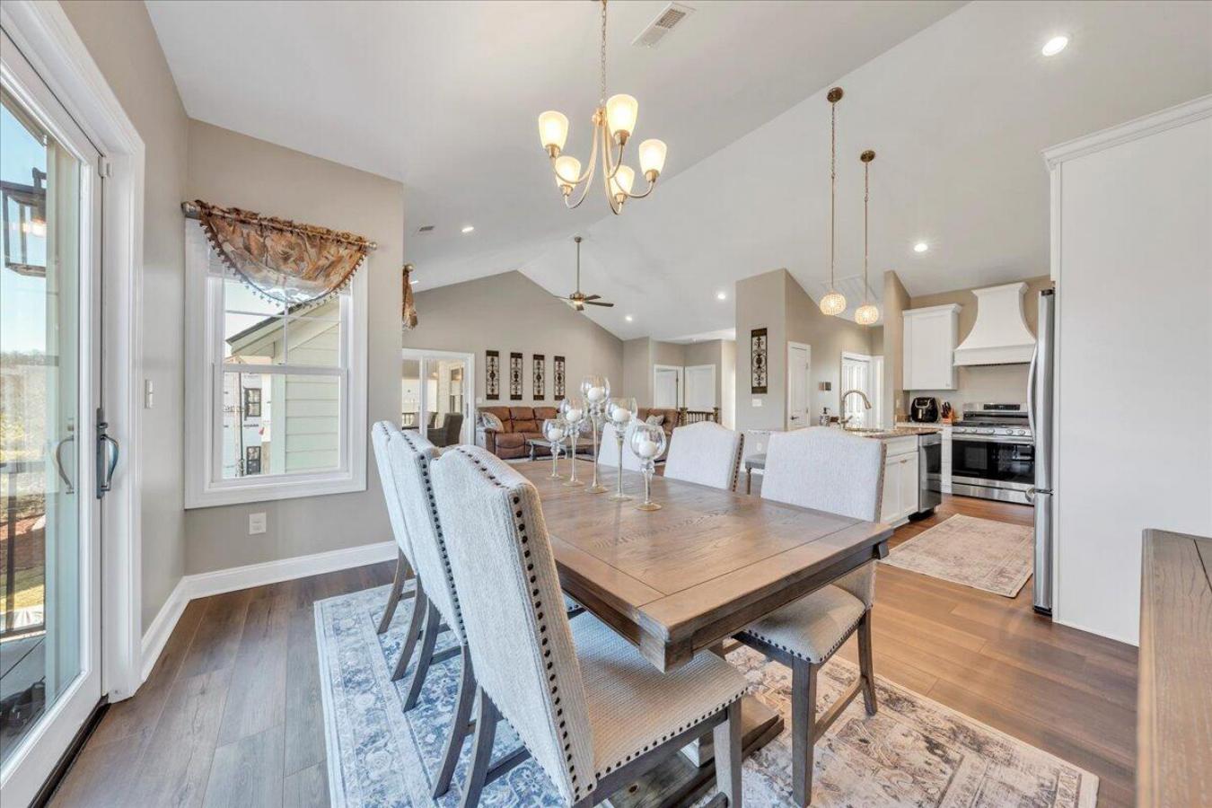 Huddleston, Virginia, 24104, United States, 4 Bedrooms Bedrooms, ,3 BathroomsBathrooms,Residential,For Sale,1831682