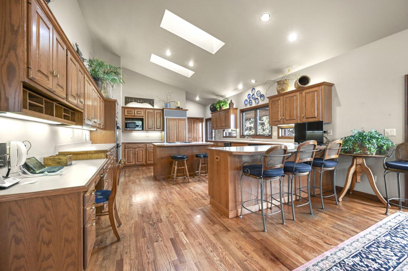 Colorado Springs, Colorado, 80904, United States, 4 Bedrooms Bedrooms, ,3 BathroomsBathrooms,Residential,For Sale,1824781