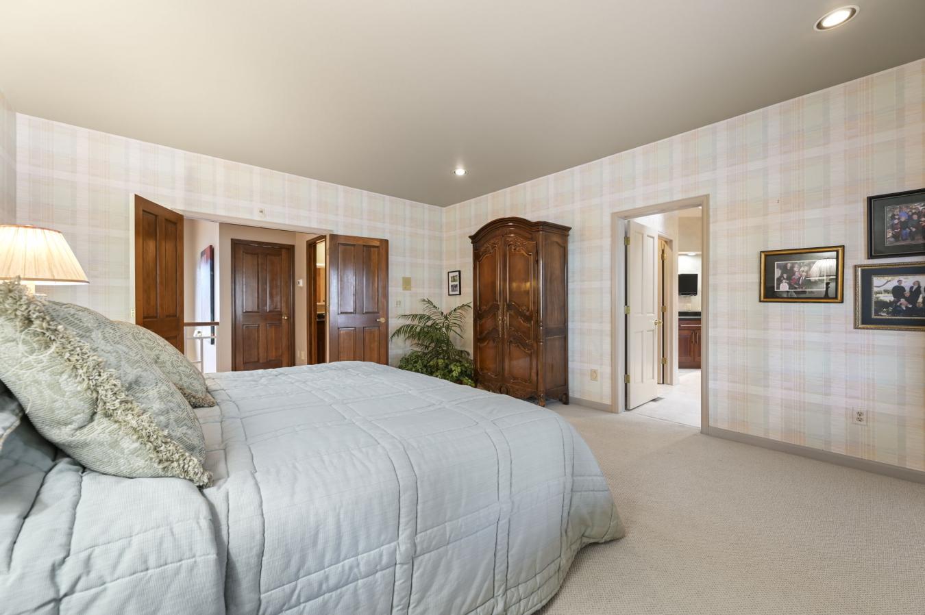 Colorado Springs, Colorado, 80904, United States, 4 Bedrooms Bedrooms, ,3 BathroomsBathrooms,Residential,For Sale,1824781