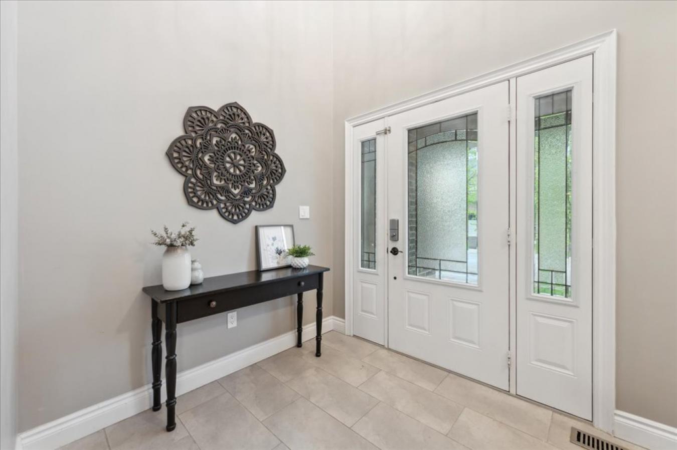 Rockwood, Wellington, N0B 2K0, Canada, 4 Bedrooms Bedrooms, ,2 BathroomsBathrooms,Residential,For Sale,1831678