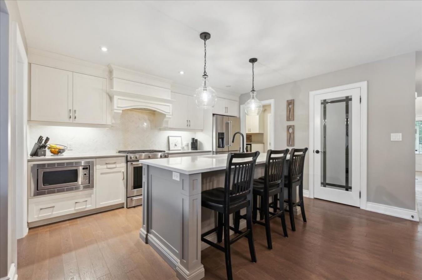 Rockwood, Wellington, N0B 2K0, Canada, 4 Bedrooms Bedrooms, ,2 BathroomsBathrooms,Residential,For Sale,1831678