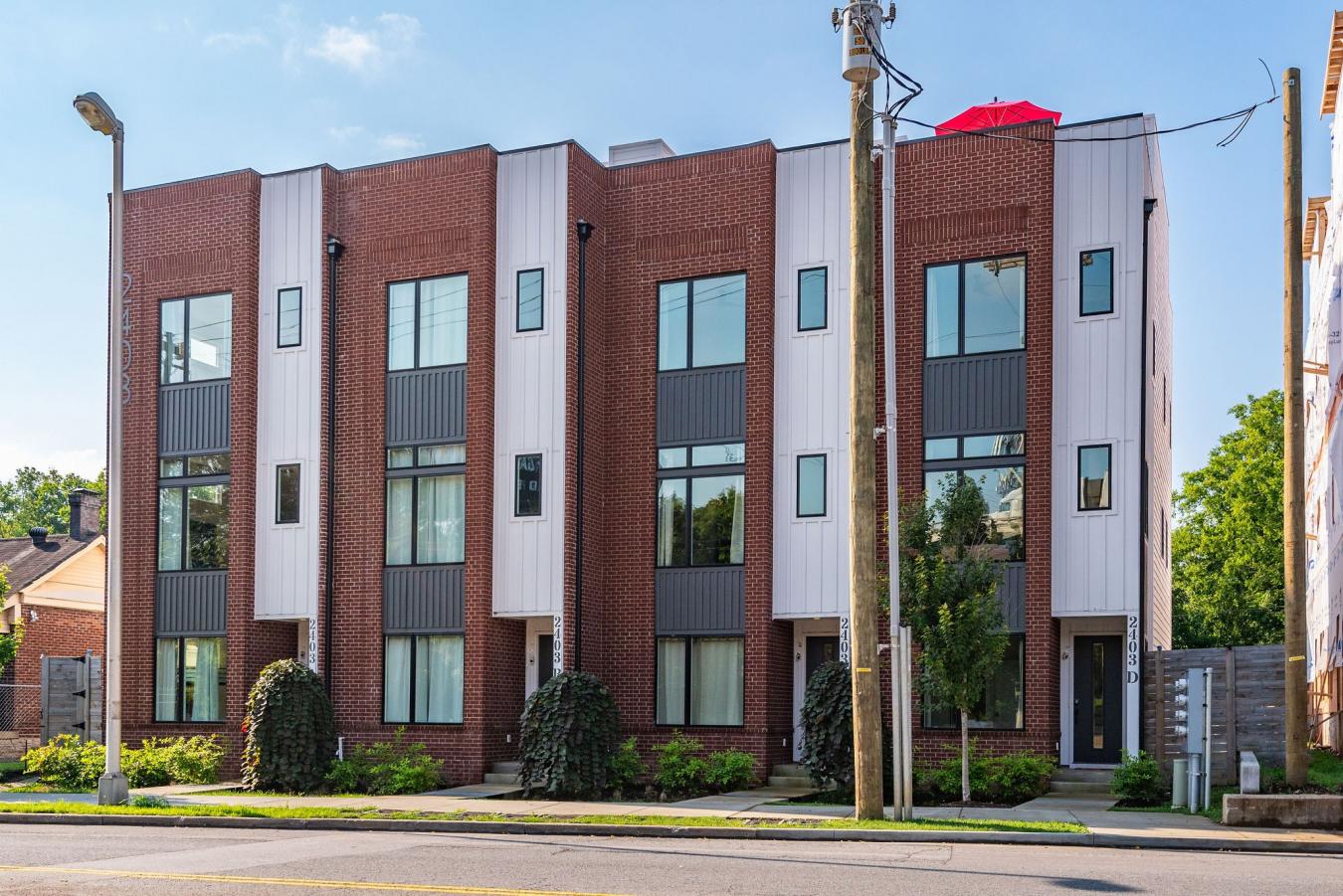 Nashville, Tennessee, 37208, United States, 4 Bedrooms Bedrooms, ,4 BathroomsBathrooms,Residential,For Sale,1831676