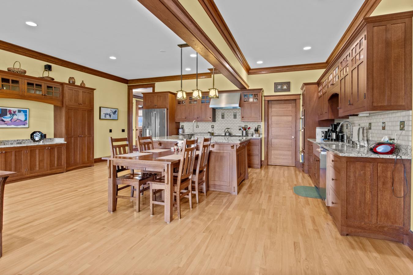 Dillon, Montana, 59725, United States, 7 Bedrooms Bedrooms, ,7 BathroomsBathrooms,Residential,For Sale,1828776
