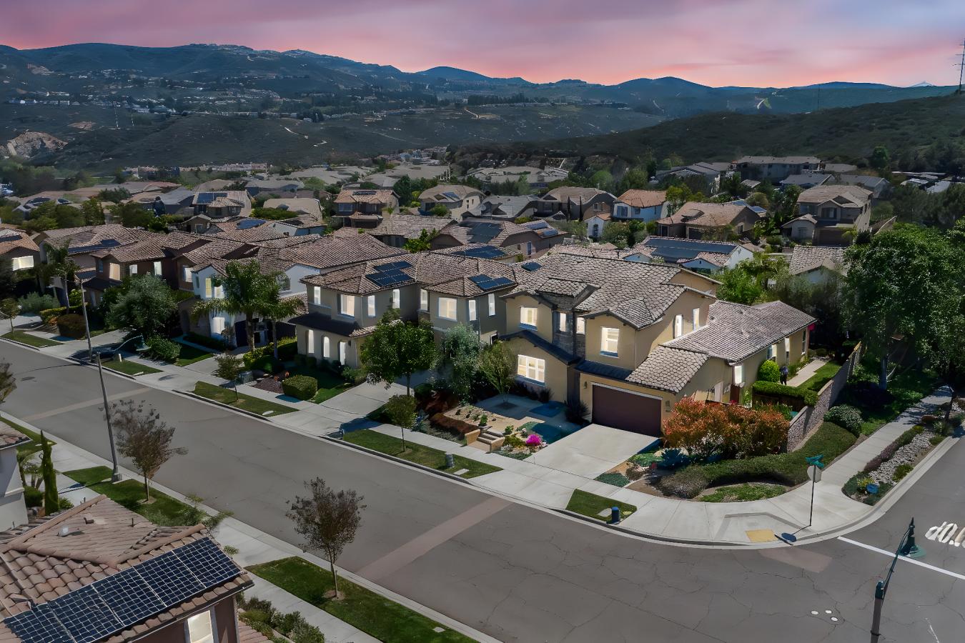 Carlsbad, San Diego, 92009, United States, 5 Bedrooms Bedrooms, ,2 BathroomsBathrooms,Residential,For Sale,1831668