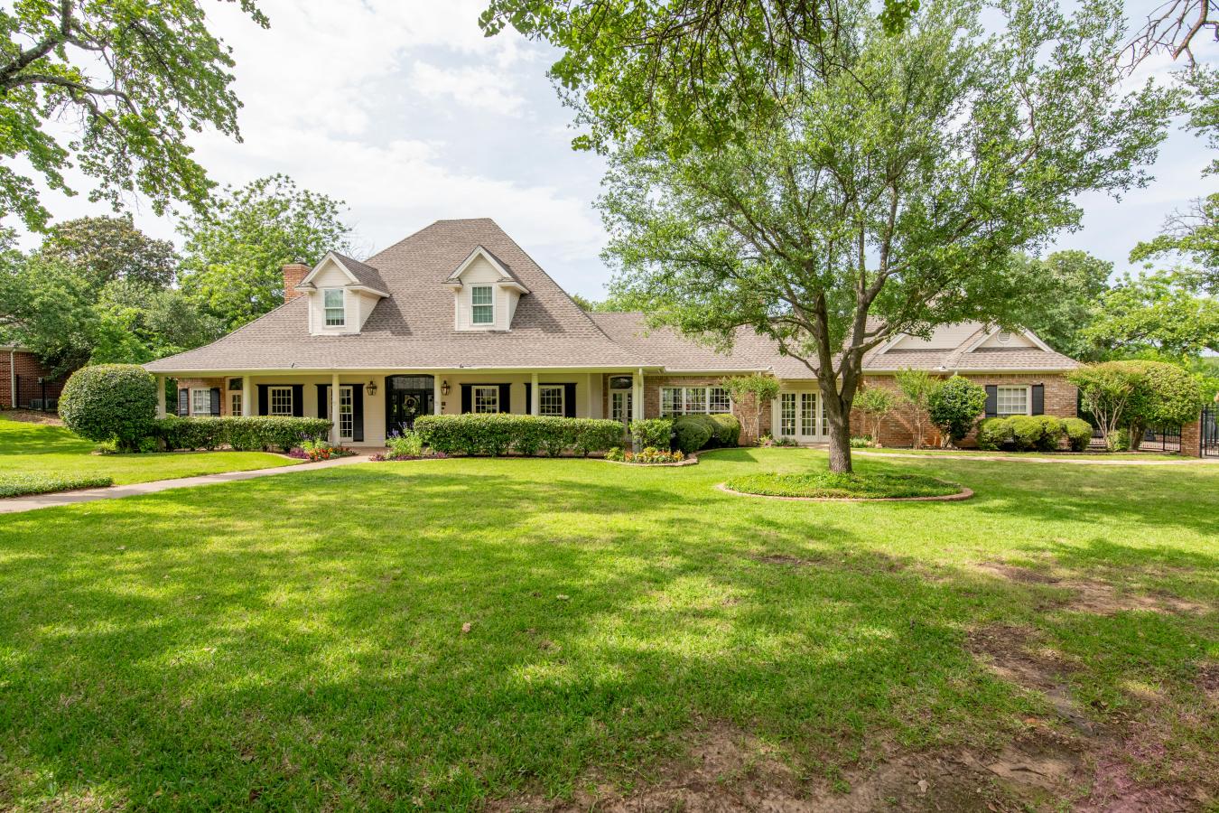 Southlake, Texas, 76092, United States, 5 Bedrooms Bedrooms, ,5 BathroomsBathrooms,Residential,For Sale,1824780
