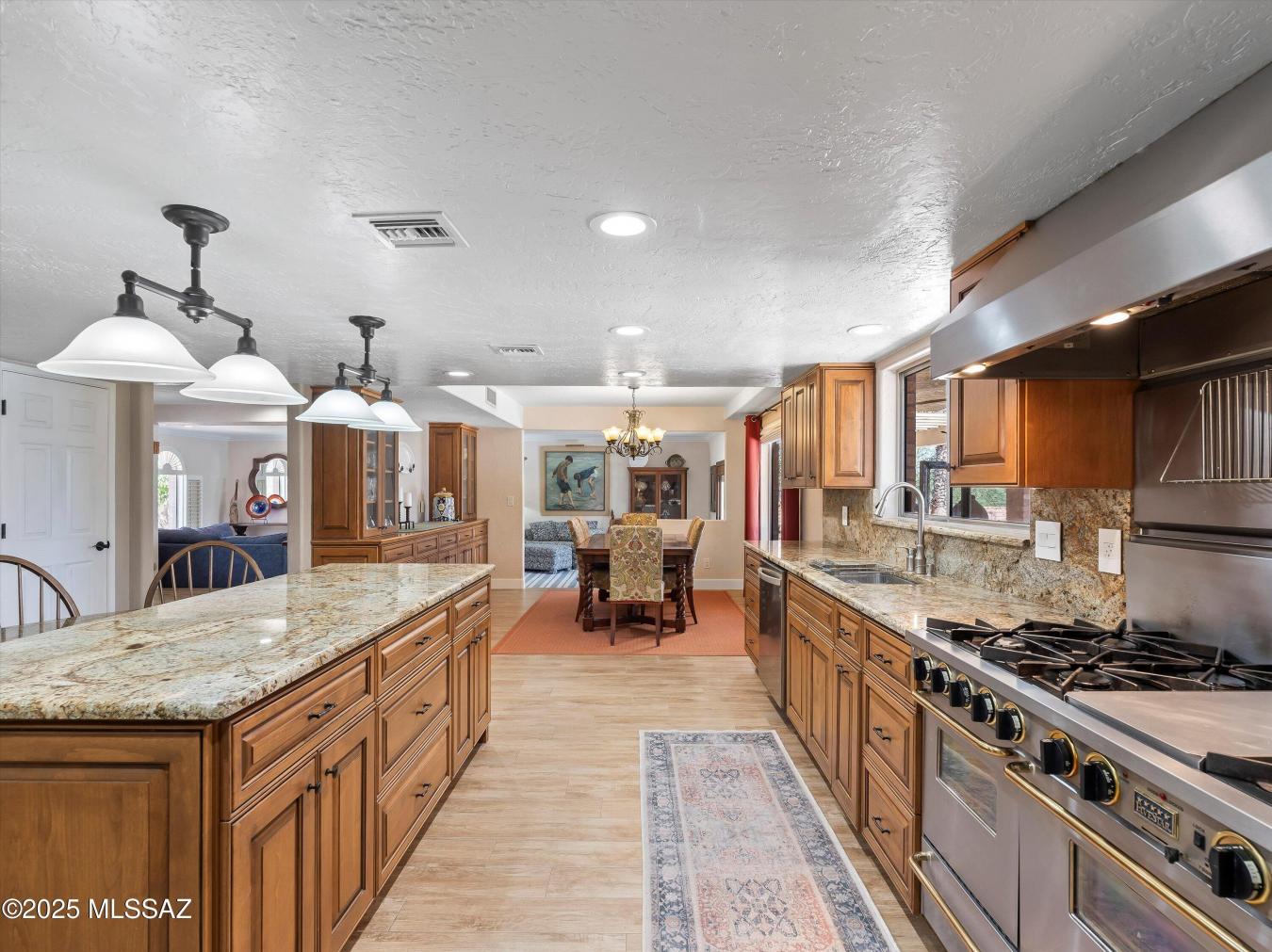 Tucson, Arizona, 85704, United States, 4 Bedrooms Bedrooms, ,3 BathroomsBathrooms,Residential,For Sale,1834229