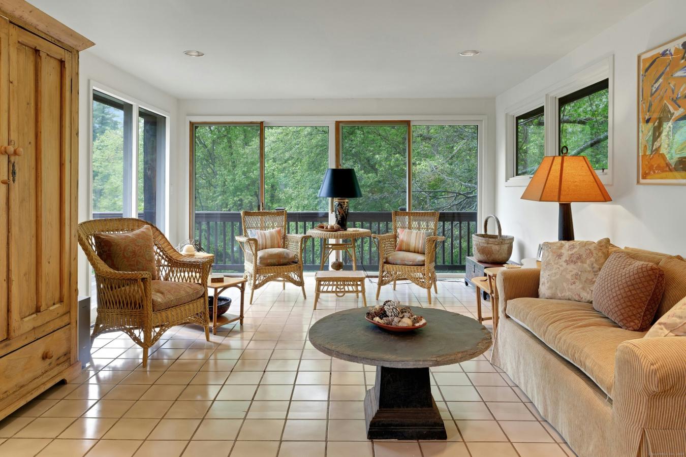 Redding, Connecticut, 06896, United States, 5 Bedrooms Bedrooms, ,4 BathroomsBathrooms,Residential,For Sale,1828773