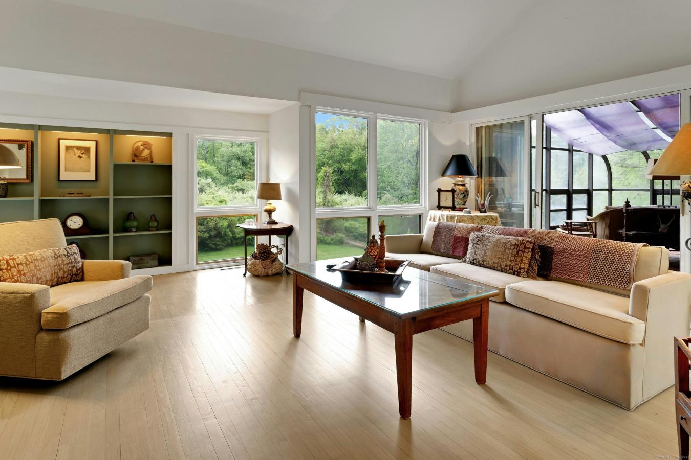 Redding, Connecticut, 06896, United States, 5 Bedrooms Bedrooms, ,4 BathroomsBathrooms,Residential,For Sale,1828773