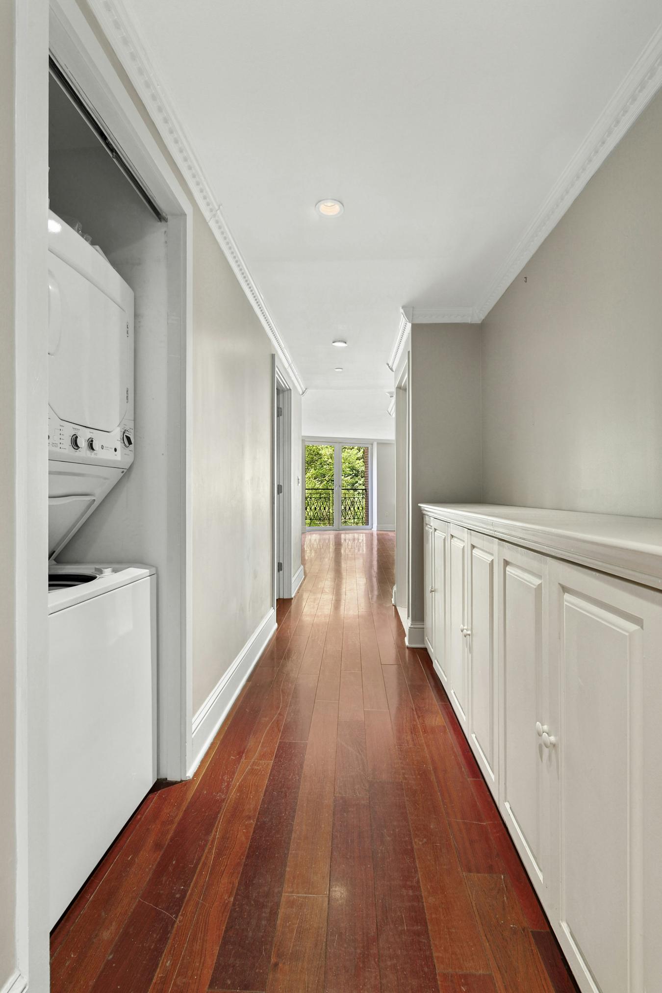 Harlem, New York, 10026, United States, 3 Bedrooms Bedrooms, ,2 BathroomsBathrooms,Residential,For Sale,1828771