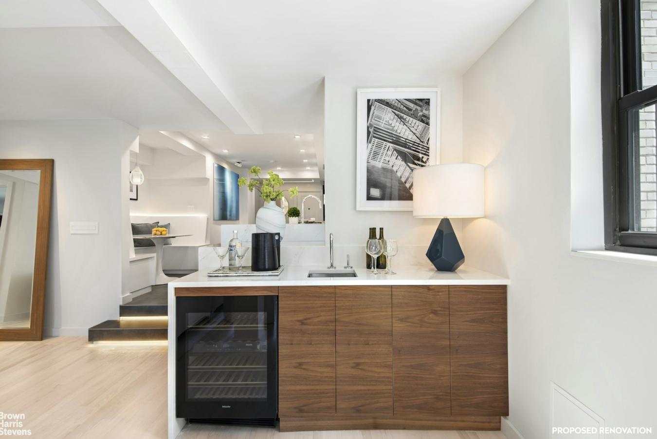 New York, New York, 10021, United States, 3 Bedrooms Bedrooms, ,3 BathroomsBathrooms,Residential,For Sale,1828768