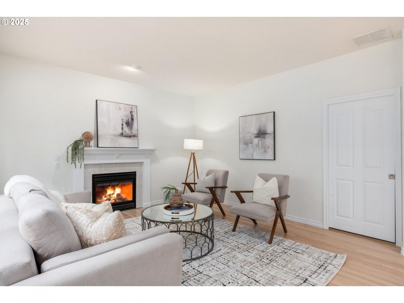 Beaverton, Oregon, 97007, United States, 5 Bedrooms Bedrooms, ,2 BathroomsBathrooms,Residential,For Sale,1834226