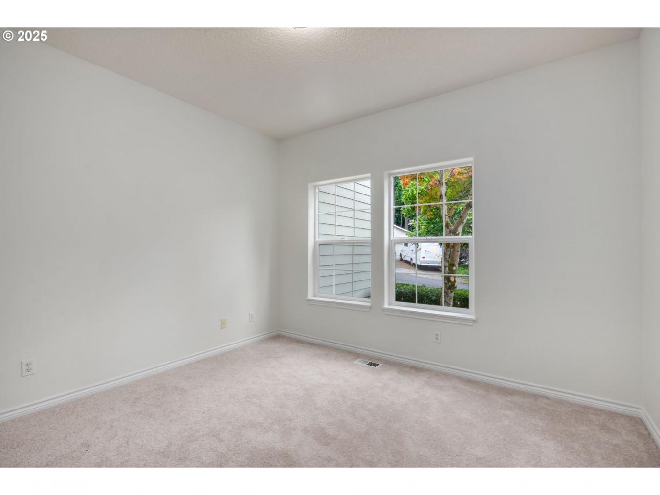 Beaverton, Oregon, 97007, United States, 5 Bedrooms Bedrooms, ,2 BathroomsBathrooms,Residential,For Sale,1834226