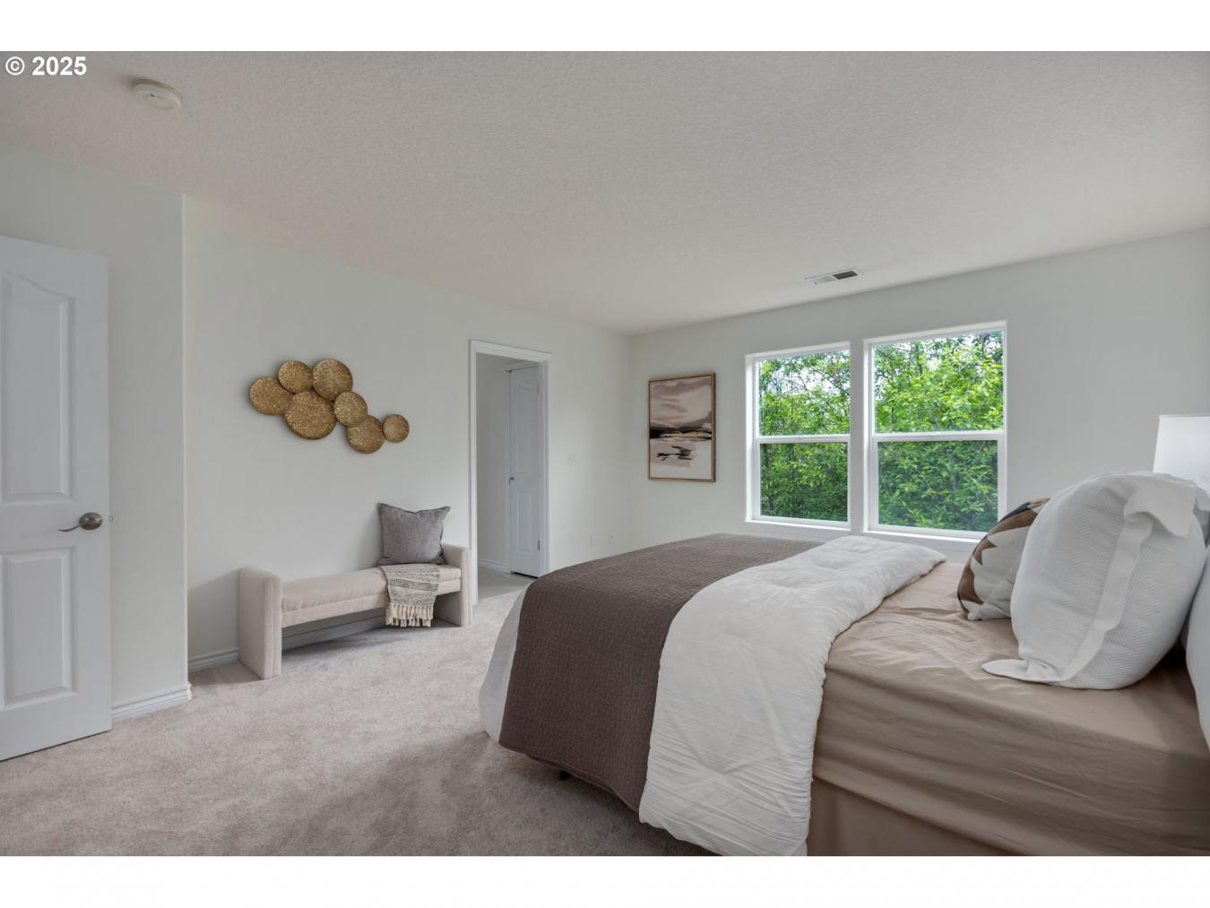 Beaverton, Oregon, 97007, United States, 5 Bedrooms Bedrooms, ,2 BathroomsBathrooms,Residential,For Sale,1834226