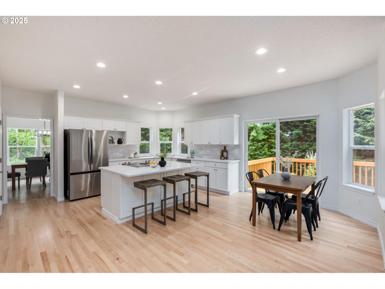 Beaverton, Oregon, 97007, United States, 5 Bedrooms Bedrooms, ,2 BathroomsBathrooms,Residential,For Sale,1834226