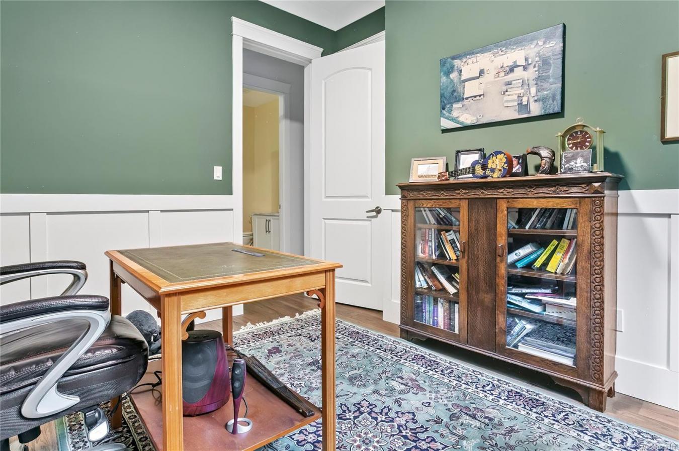 Saanich, BC, V8X 2B8, Canada, 5 Bedrooms Bedrooms, ,Residential,For Sale,1834431