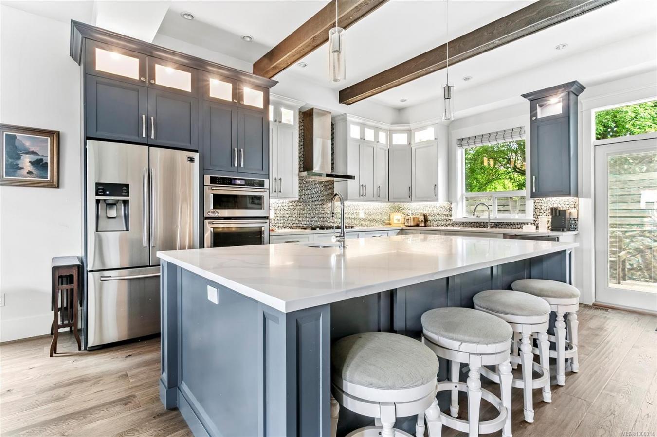 Saanich, BC, V8X 2B8, Canada, 5 Bedrooms Bedrooms, ,Residential,For Sale,1834431