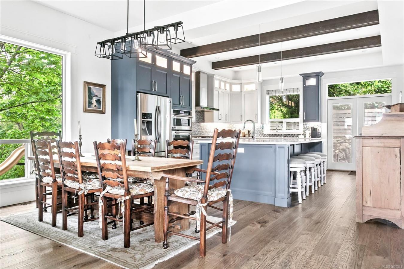 Saanich, BC, V8X 2B8, Canada, 5 Bedrooms Bedrooms, ,Residential,For Sale,1834431