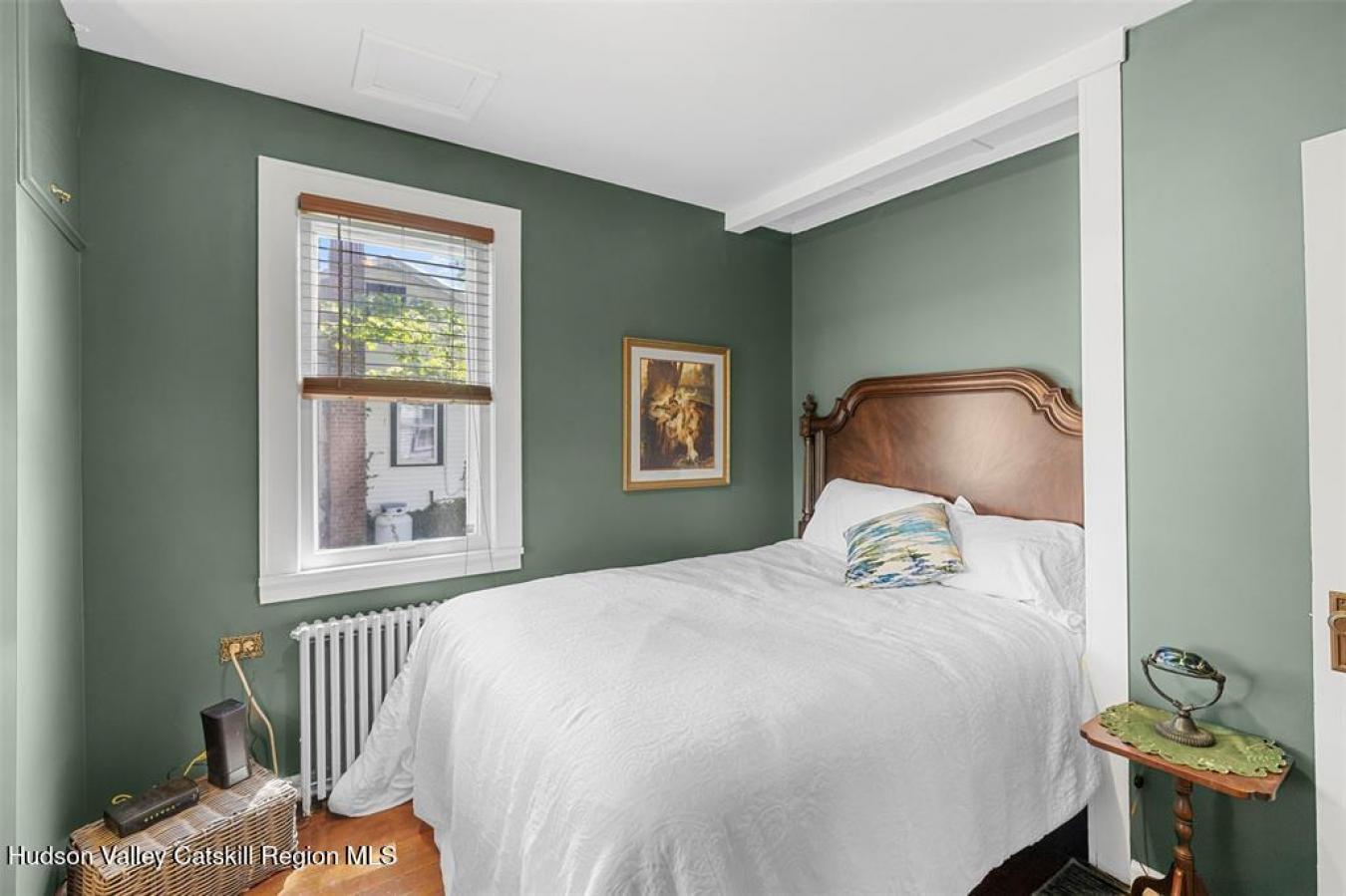 Saugerties, New York, 12477, United States, 4 Bedrooms Bedrooms, ,2 BathroomsBathrooms,Residential,For Sale,1834429