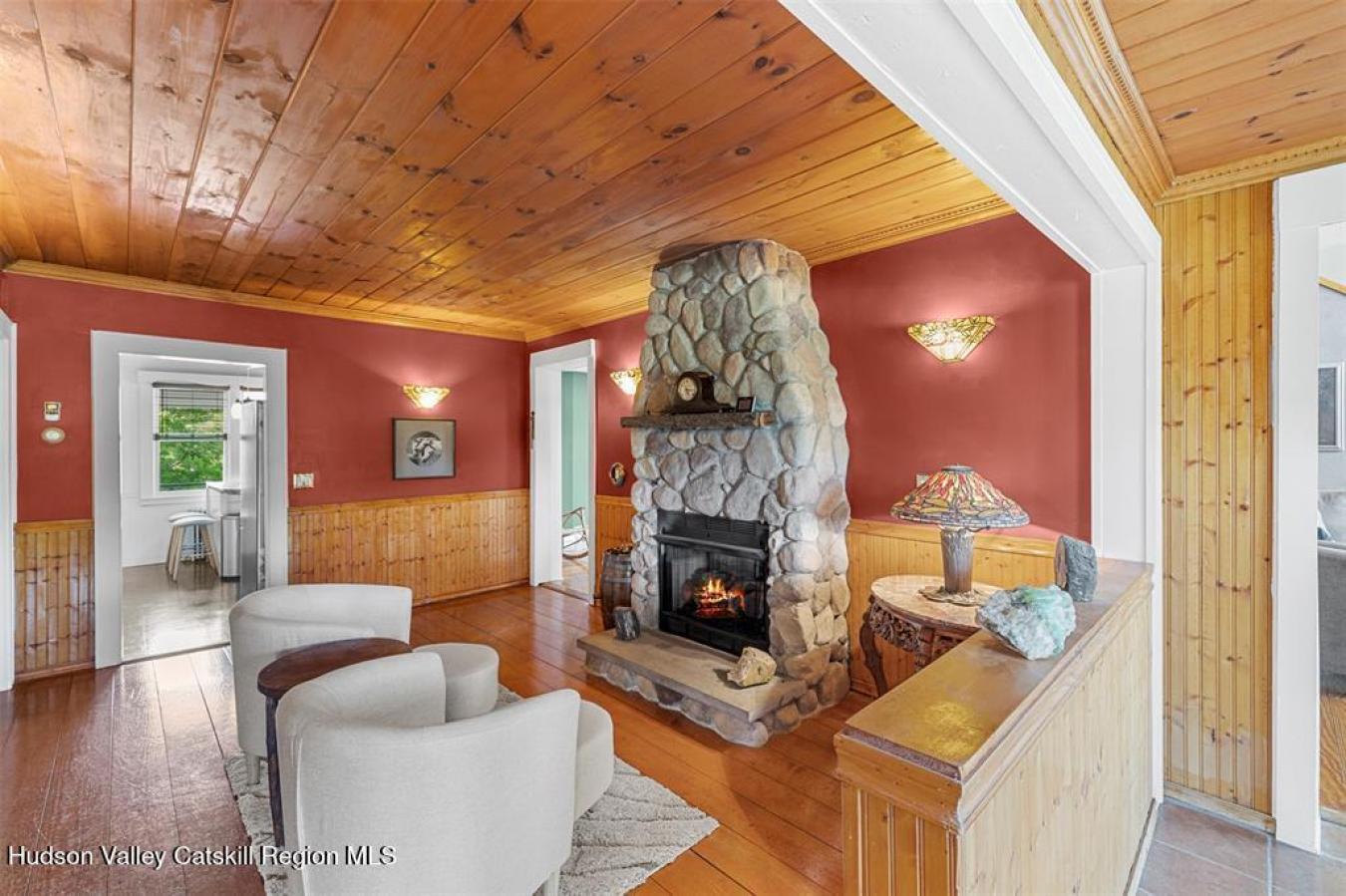 Saugerties, New York, 12477, United States, 4 Bedrooms Bedrooms, ,2 BathroomsBathrooms,Residential,For Sale,1834429