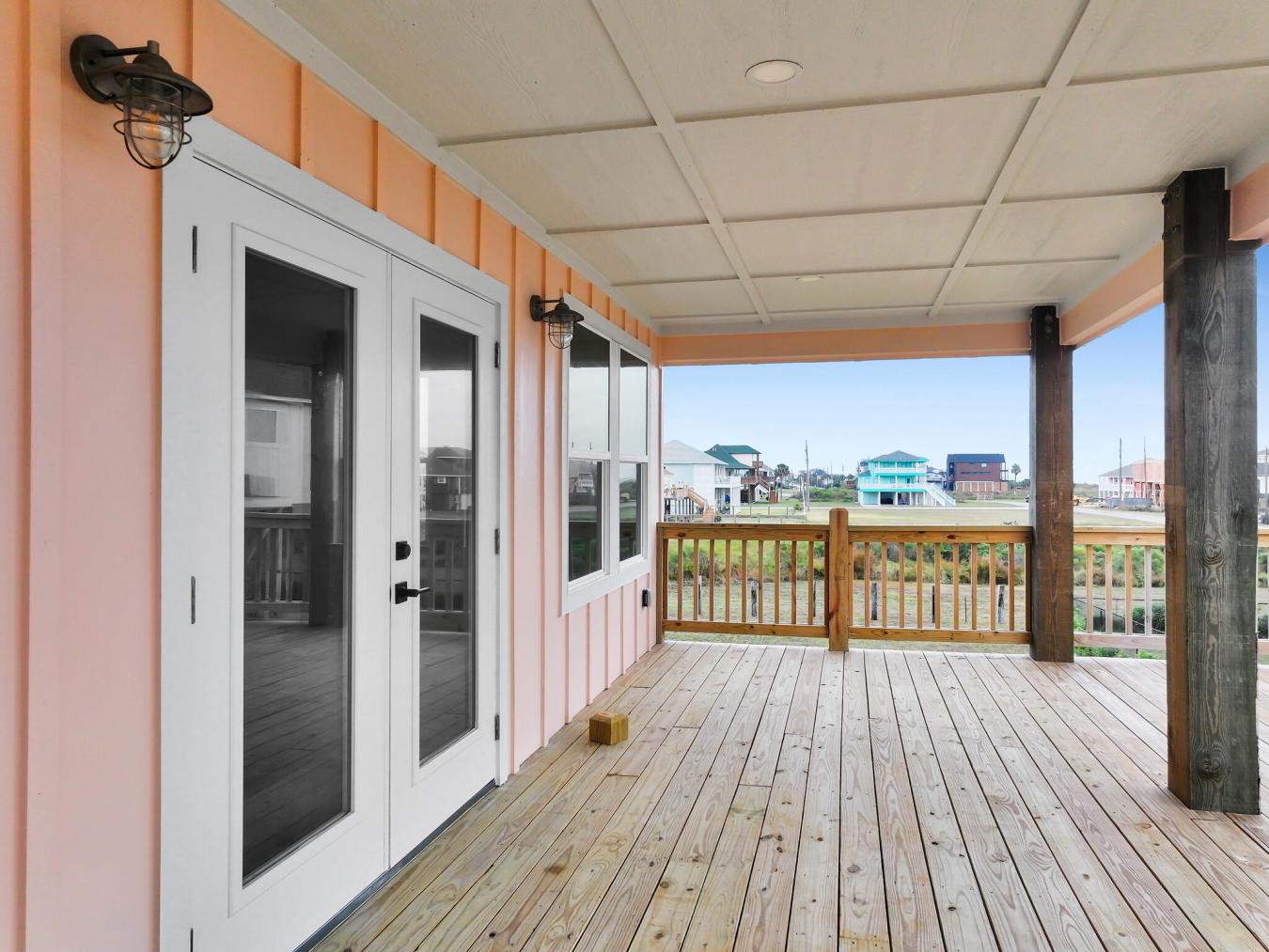 186 Ocean View Drive, Crystal Beach, TX, 77650, United States, 4 Bedrooms Bedrooms, ,4 BathroomsBathrooms,Residential,For Sale,186 Ocean View Drive,214519