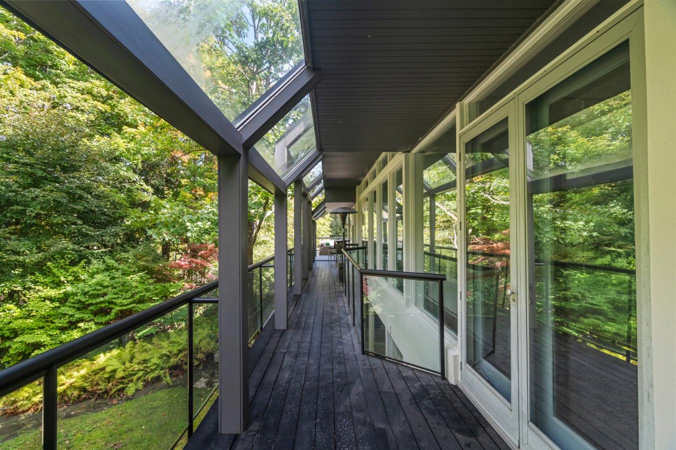 Toronto, ON, Canada, 5 Bedrooms Bedrooms, ,7 BathroomsBathrooms,Residential,For Sale,1828764