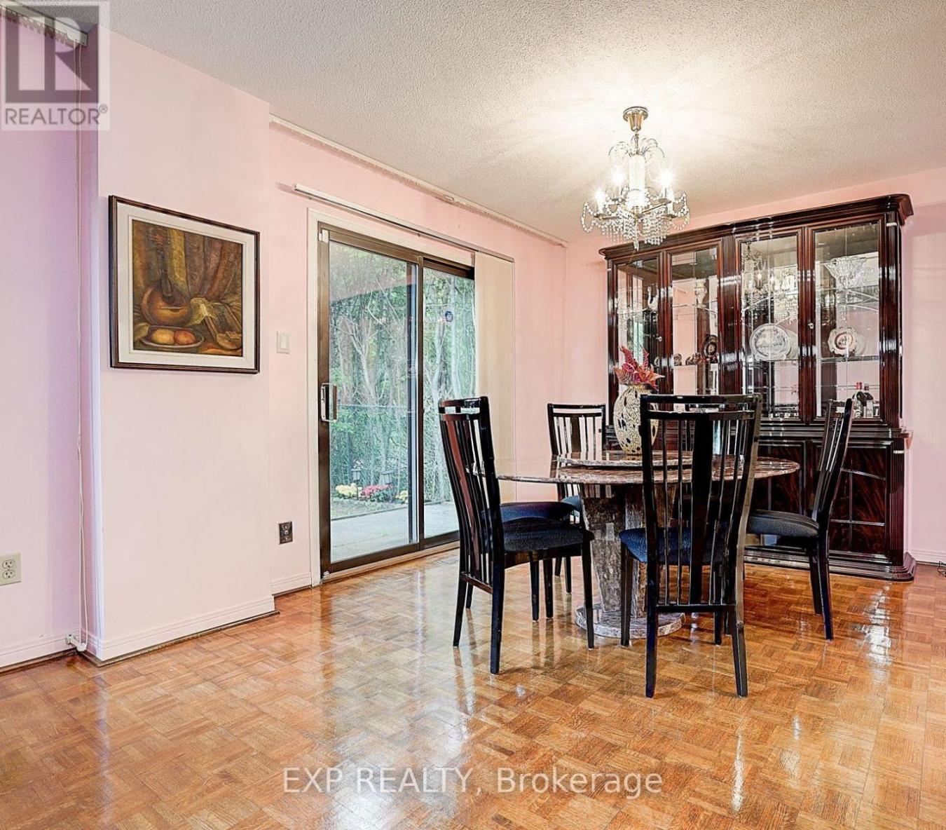 Toronto (Bathurst Manor), ON, M3H3S2, Canada, 4 Bedrooms Bedrooms, ,Residential,For Sale,1839341